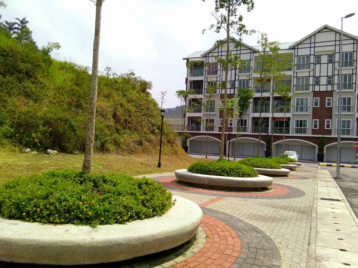 Golden Hill 3 Room Apt @ Night Market Камерън Хайлендс Екстериор снимка